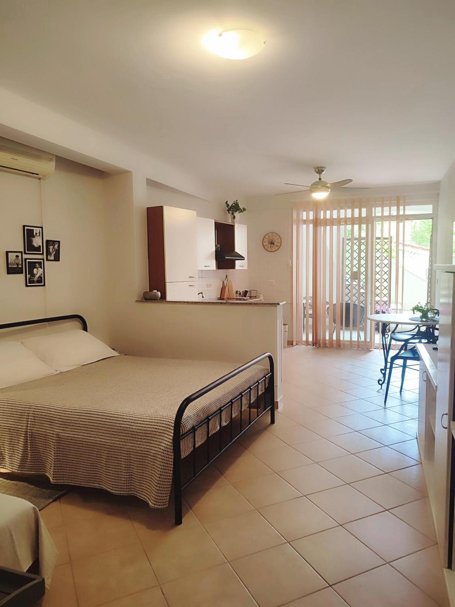 Apartments Divna Baška Voda Buitenkant foto