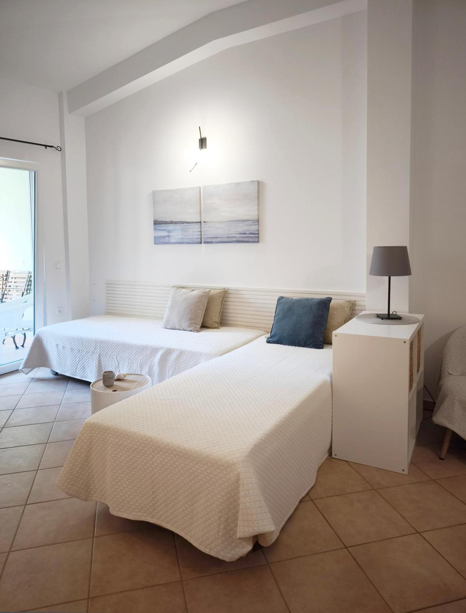 Apartments Divna Baška Voda Buitenkant foto